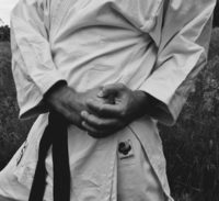 kimono karaté poing ceinture